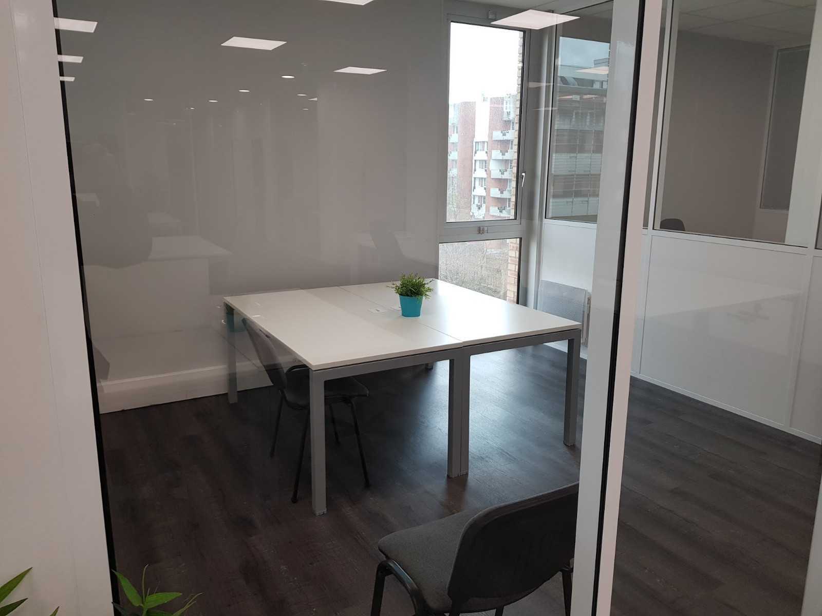 Bureaux 290 m² + 5 places de parking — photo 21