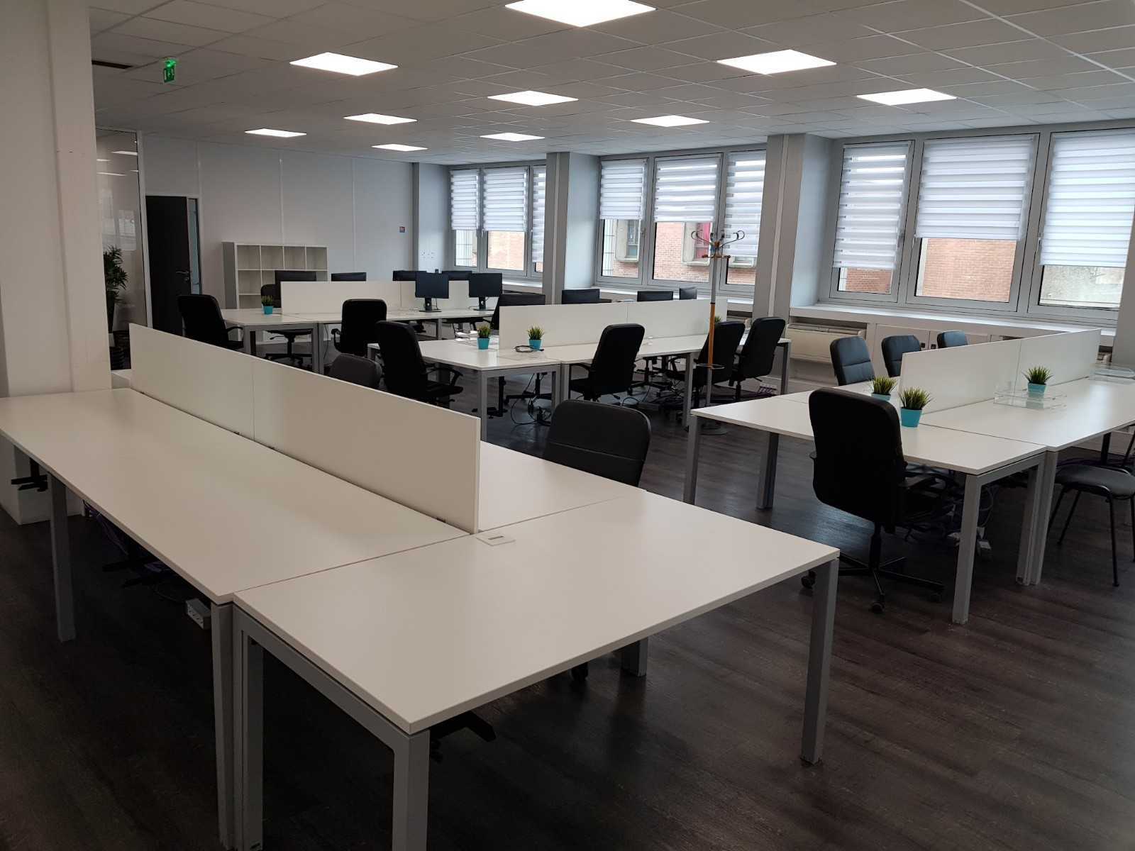 Bureaux 290 m² + 5 places de parking — photo 26