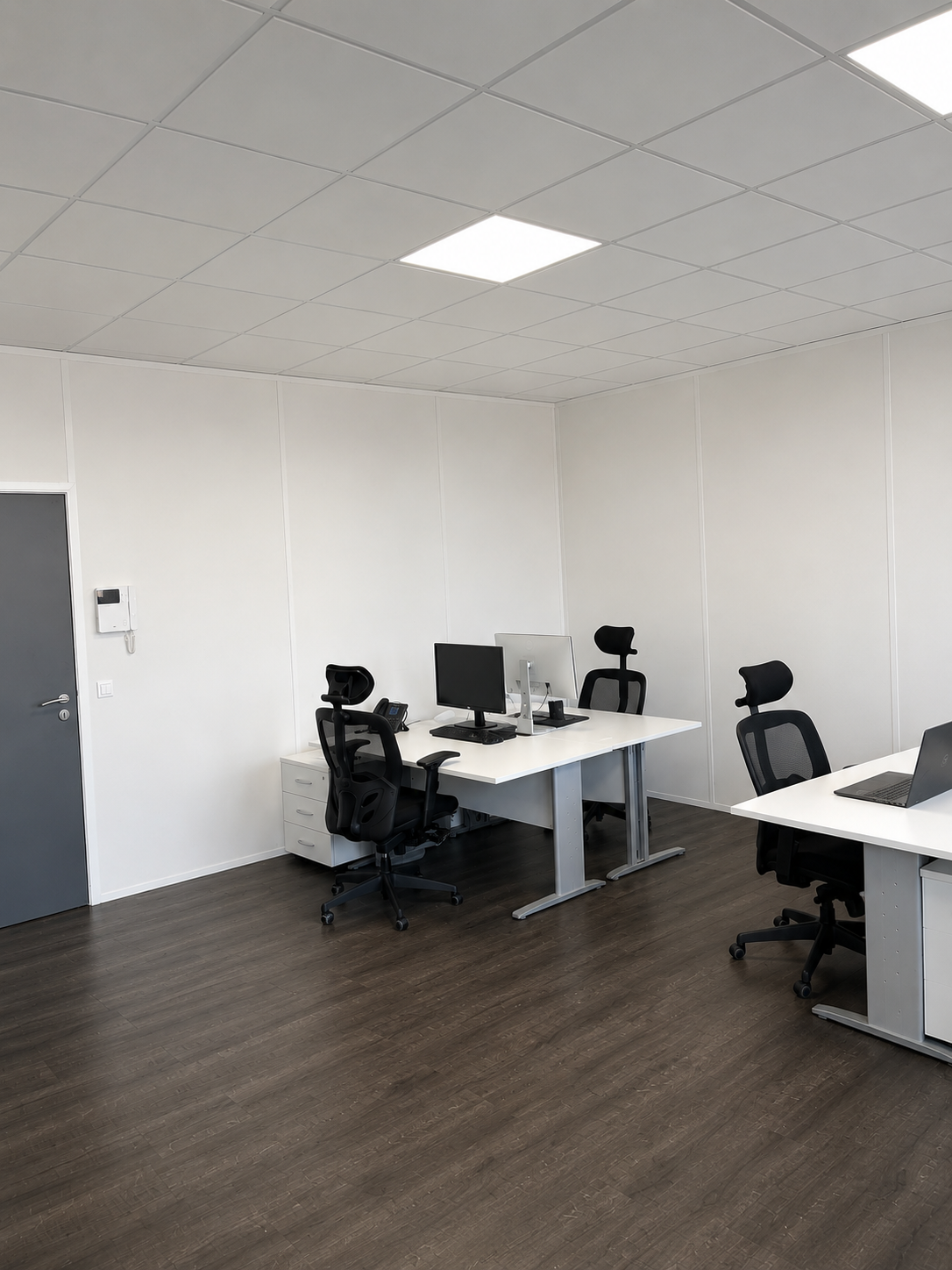 Bureaux de 55 m² — photo 2