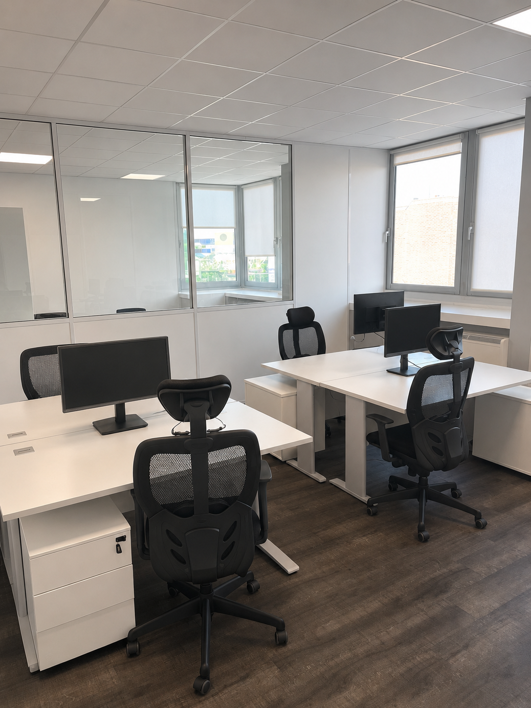 Bureaux de 87 m² + 2 places de parking — photo 2